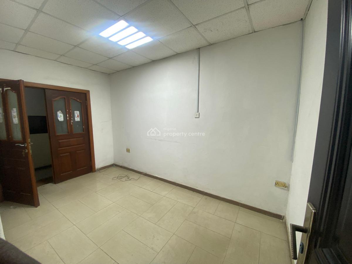 Multiple Office Spaces Offering 110,120,170 Sqm, Ikeja, Lagos, Office Space for Rent