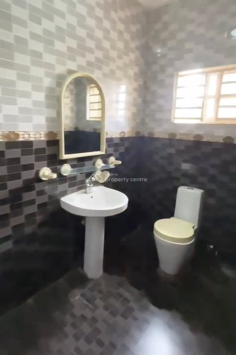 2 Bedroom Fully Furnished and Serviced with Generator, Jabi Main( By Gtb), Jabi, Abuja, Flat / Apartment for Rent