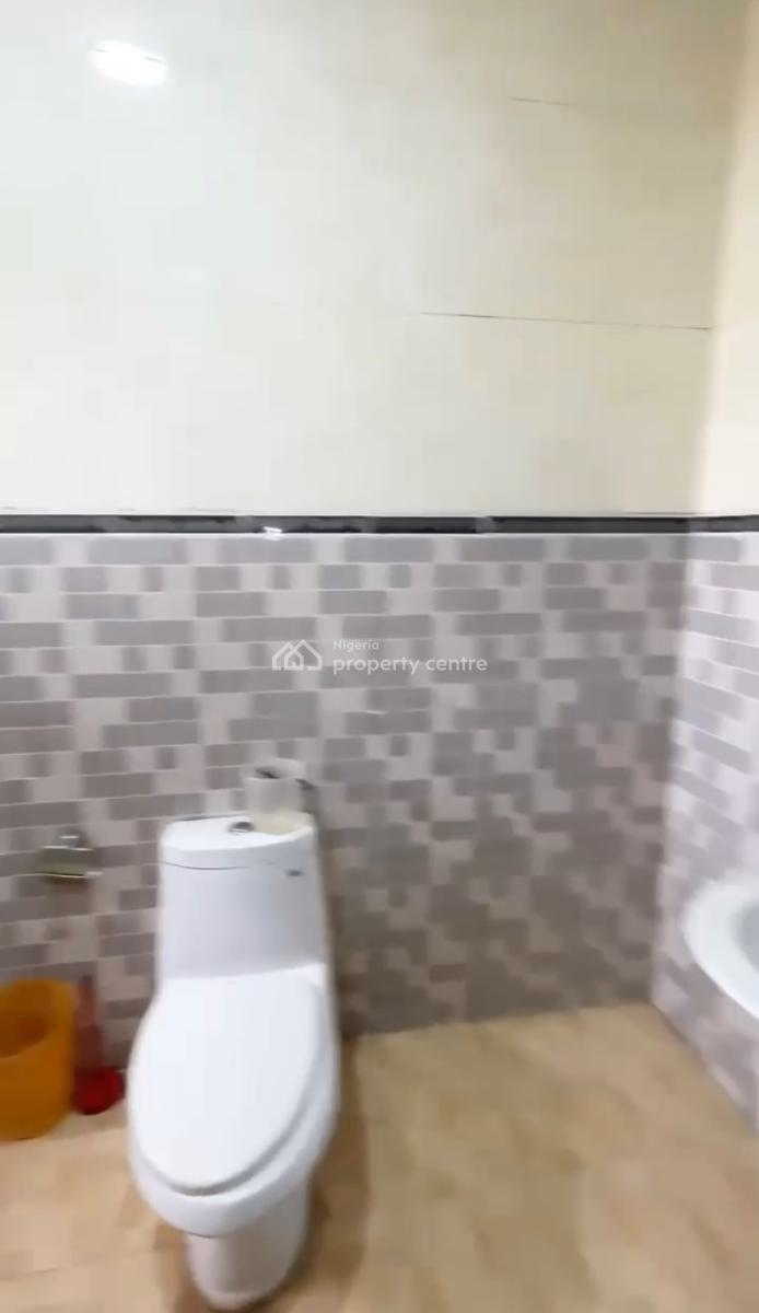 2 Bedroom Fully Furnished and Serviced with Generator, Jabi Main( By Gtb), Jabi, Abuja, Flat / Apartment for Rent