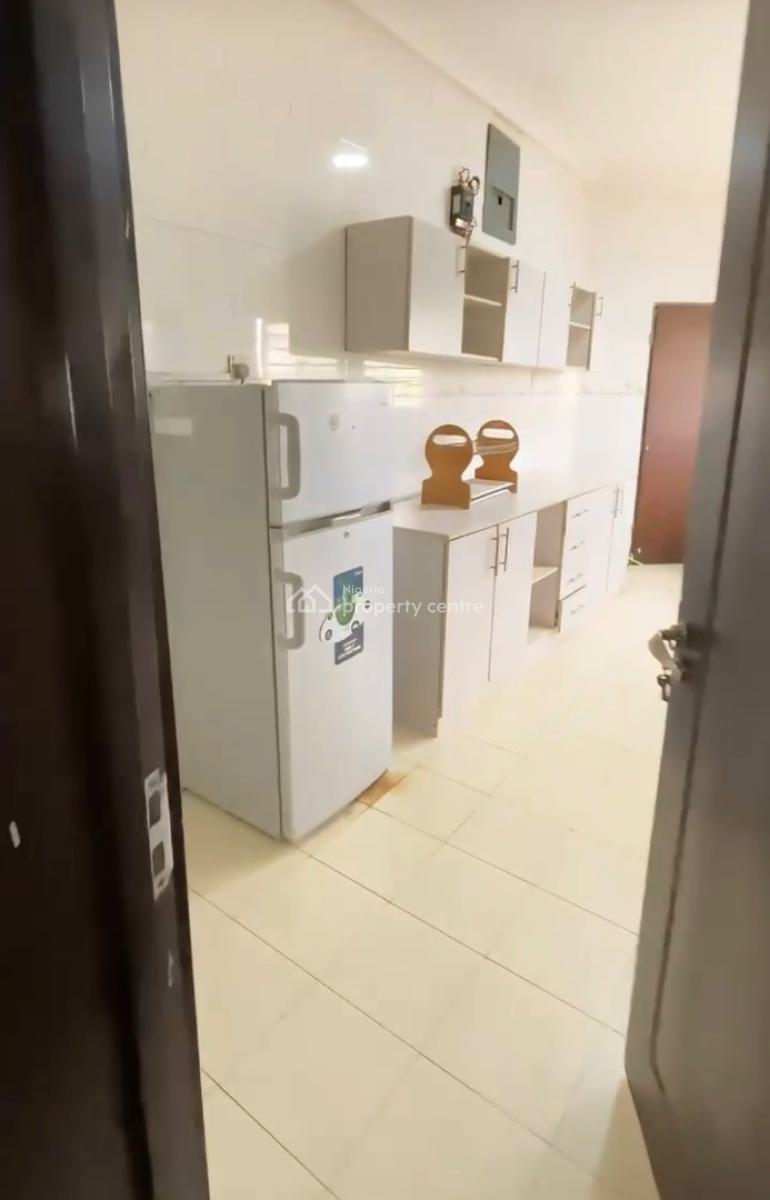 2 Bedroom Fully Furnished and Serviced with Generator, Jabi Main( By Gtb), Jabi, Abuja, Flat / Apartment for Rent