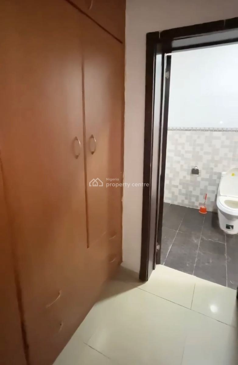 2 Bedroom Fully Furnished and Serviced with Generator, Jabi Main( By Gtb), Jabi, Abuja, Flat / Apartment for Rent