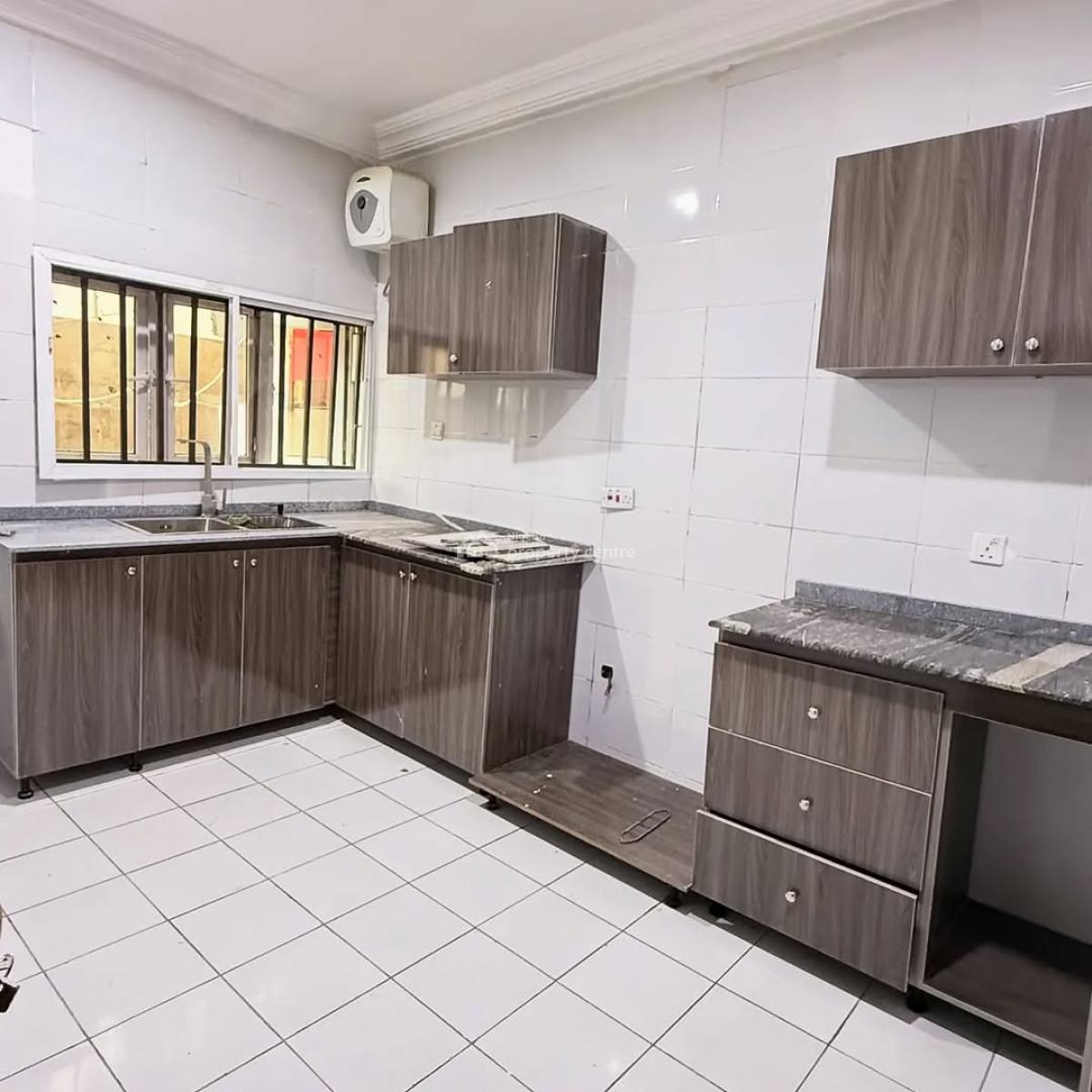 Standard 4 Bedroom Terrace Duplex with Bq, After Coza Church, Guzape District, Abuja, Terraced Duplex for Rent