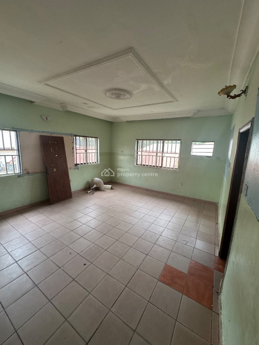 a Standard One Room Self Contain Apartment in a Decent Location, Not Far From Crush Cafe 1st Avenue, Gwarinpa, Abuja, Self Contain (single Rooms) for Rent