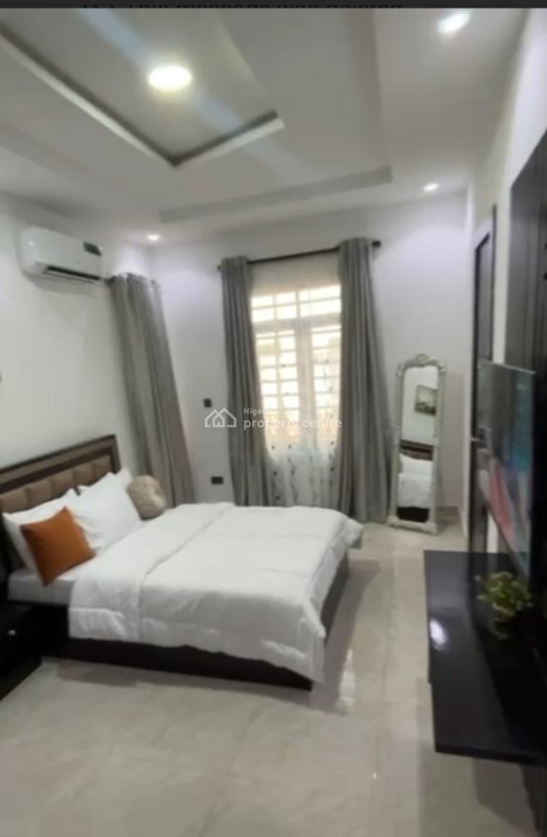 Enjoy Luxury, Comfort, and Convenience in a Spacious 3-bedroom Apartment, Ikeja Gra, Ikeja, Lagos, Flat / Apartment Short Let