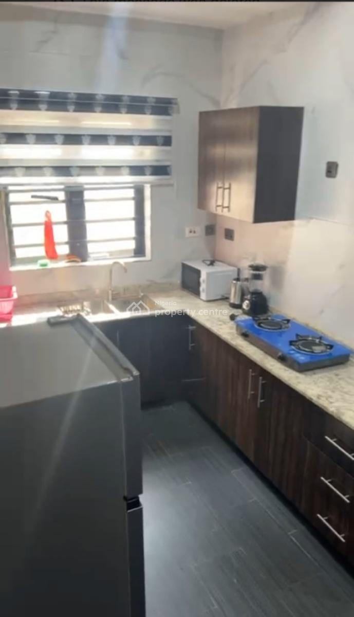 Enjoy Luxury, Comfort, and Convenience in a Spacious 3-bedroom Apartment, Ikeja Gra, Ikeja, Lagos, Flat / Apartment Short Let