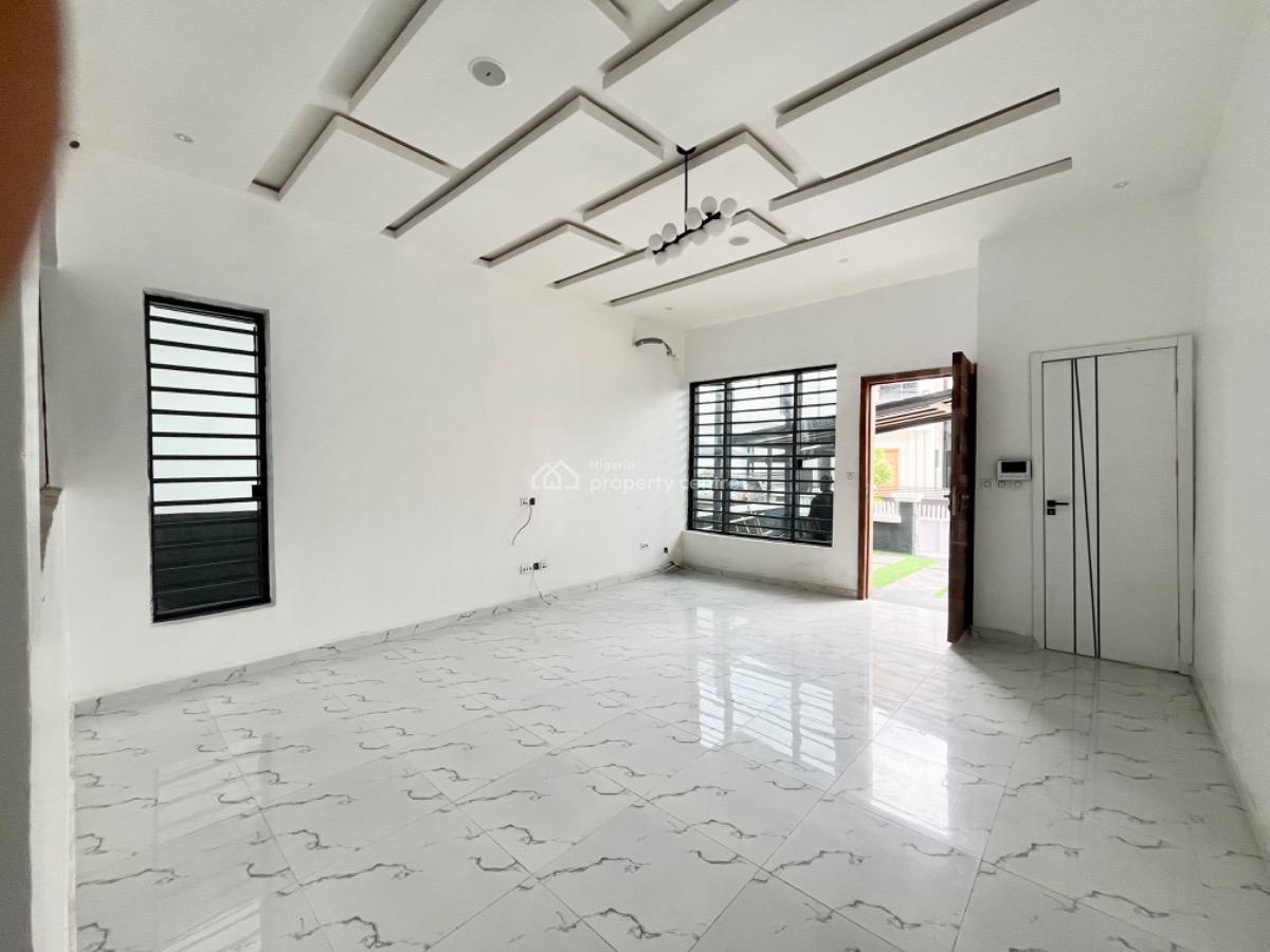 Charming 3 Bedroom Semi Detached Duplex with Bq Available, Chevron, Lekki, Lagos, Semi-detached Duplex for Rent