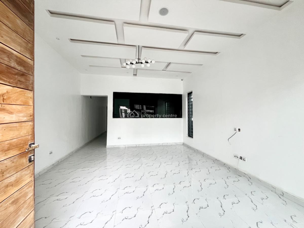 Charming 3 Bedroom Semi Detached Duplex with Bq Available, Chevron, Lekki, Lagos, Semi-detached Duplex for Rent