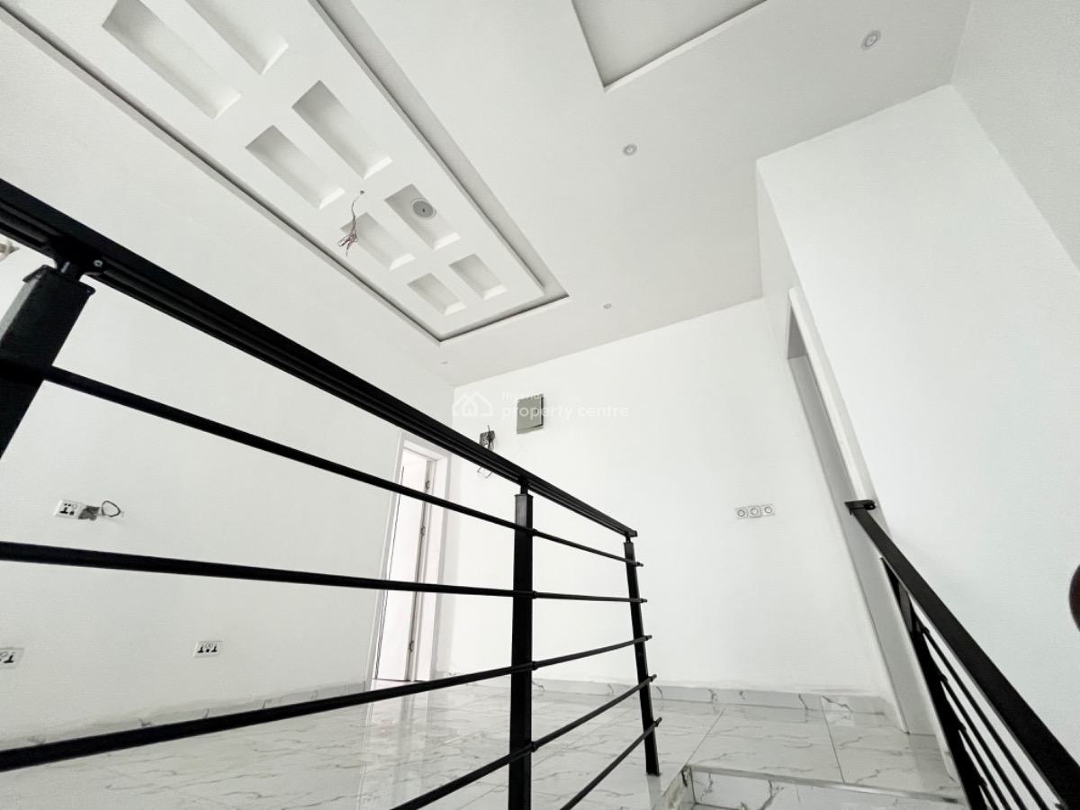 Charming 3 Bedroom Semi Detached Duplex with Bq Available, Chevron, Lekki, Lagos, Semi-detached Duplex for Rent