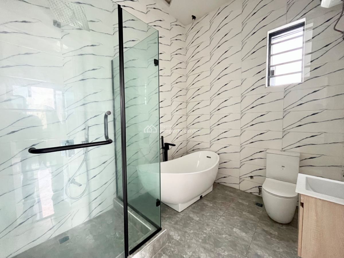 Charming 3 Bedroom Semi Detached Duplex with Bq Available, Chevron, Lekki, Lagos, Semi-detached Duplex for Rent