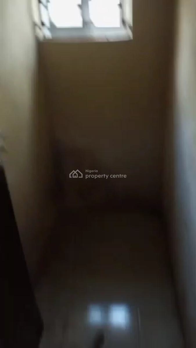 Sharp 3 Bedroom Flat Ensuite, Green Field Estate, Ago Palace, Isolo, Lagos, Flat / Apartment for Rent