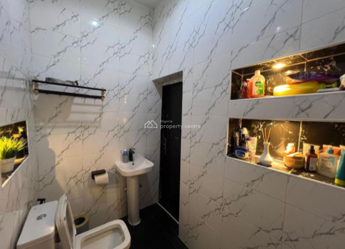 2 Bedroom Furnished Bungalow, Kaura, Abuja, Semi-detached Bungalow for Sale