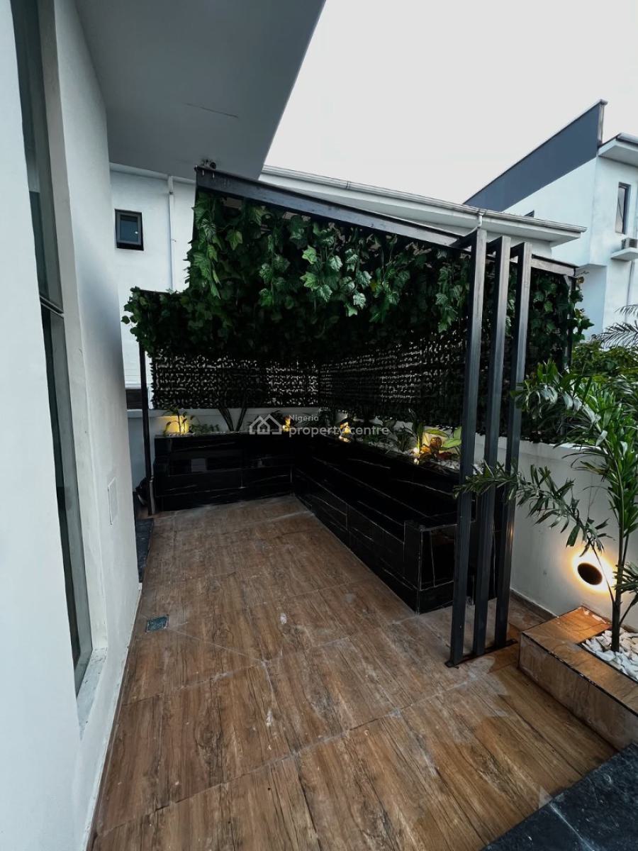 Spacious 5 Bedroom Fully Detached House with Pool, Osapa London, Lekki, Lagos, Detached Duplex for Sale