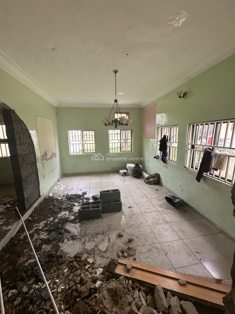 a Standard One Bedroom Apartment with 2 Toilets in a Decent Environmen, First Avenue Around Crush Cafe, 1st Avenue, Gwarinpa, Abuja, Mini Flat (room and Parlour) for Rent