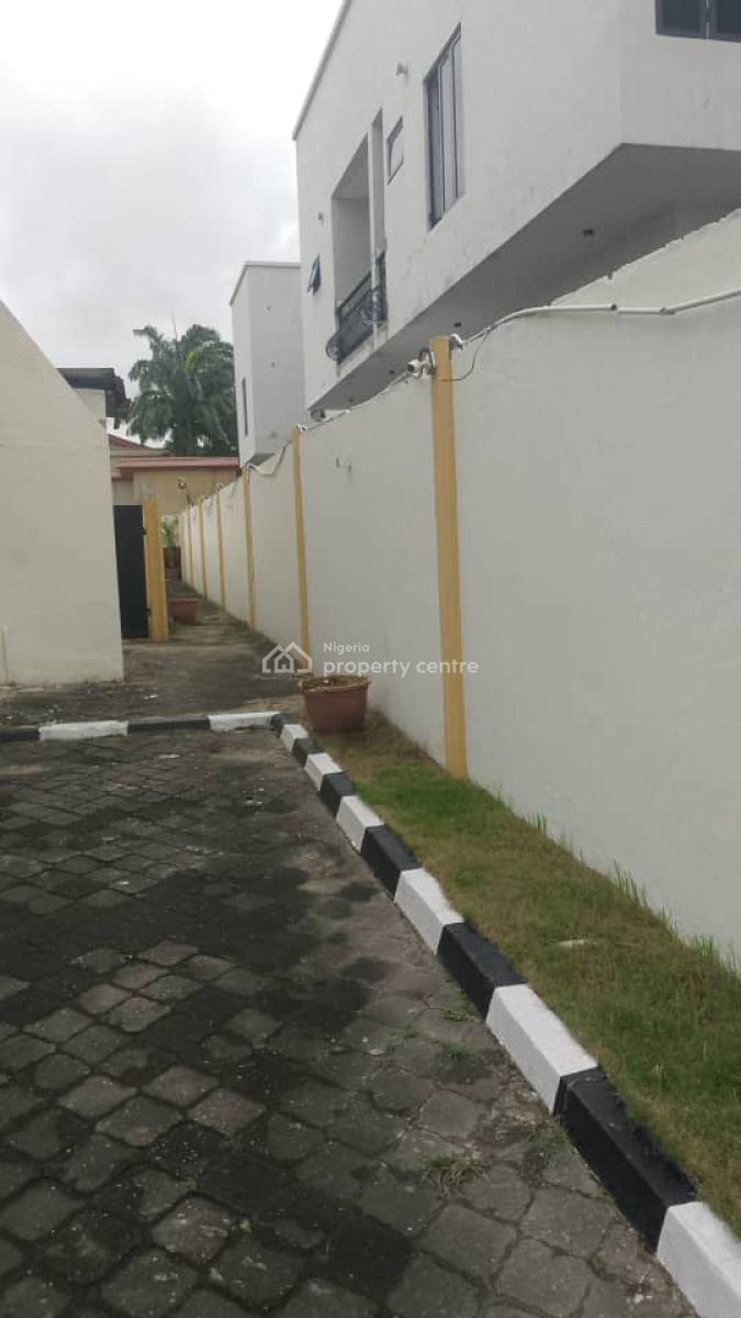 4 Bedroom Detached House with 2 Rooms Bq, Vgc, Lekki, Lagos, Detached Duplex for Rent