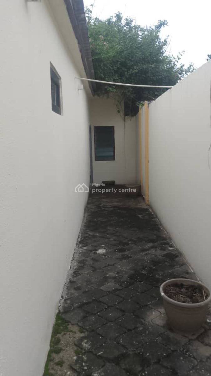 4 Bedroom Detached House with 2 Rooms Bq, Vgc, Lekki, Lagos, Detached Duplex for Rent