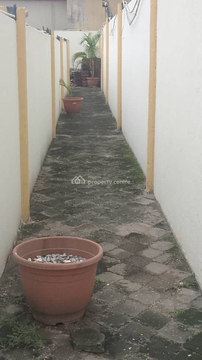 4 Bedroom Detached House with 2 Rooms Bq, Vgc, Lekki, Lagos, Detached Duplex for Rent