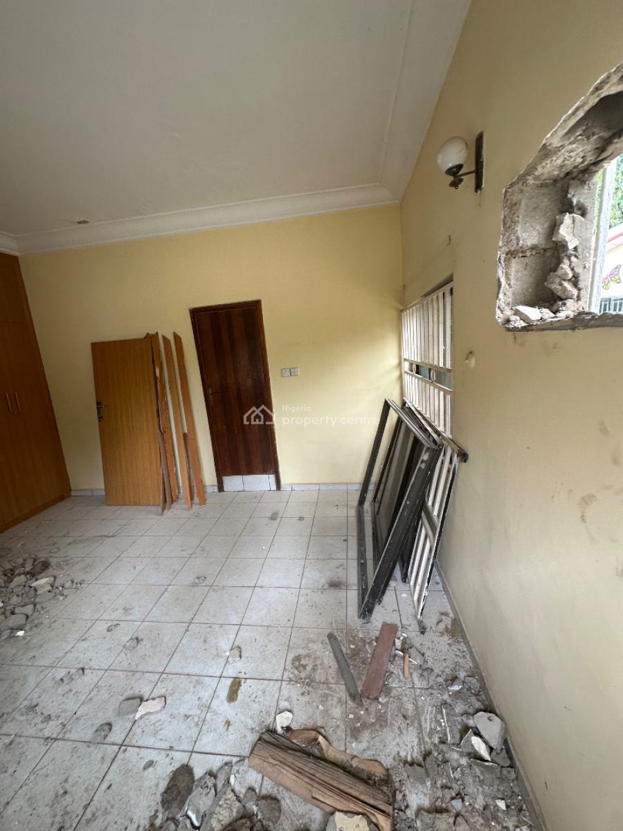 a Standard One Room Self Contain Apartment in a Decent Environment, First Avenue, Gwarinpa, Abuja, Self Contain (single Rooms) for Rent