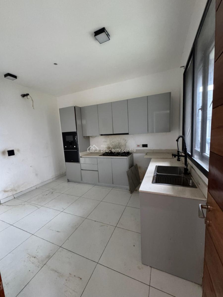 Well Maintained 3 Bedroom Maisonette, Ologolo, Lekki, Lagos, Detached Duplex for Rent