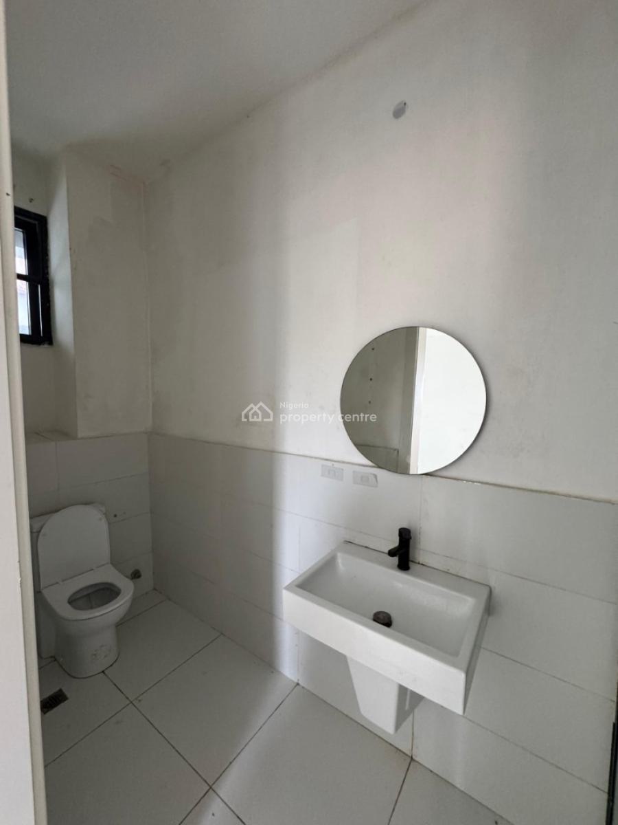 Well Maintained 3 Bedroom Maisonette, Ologolo, Lekki, Lagos, Detached Duplex for Rent