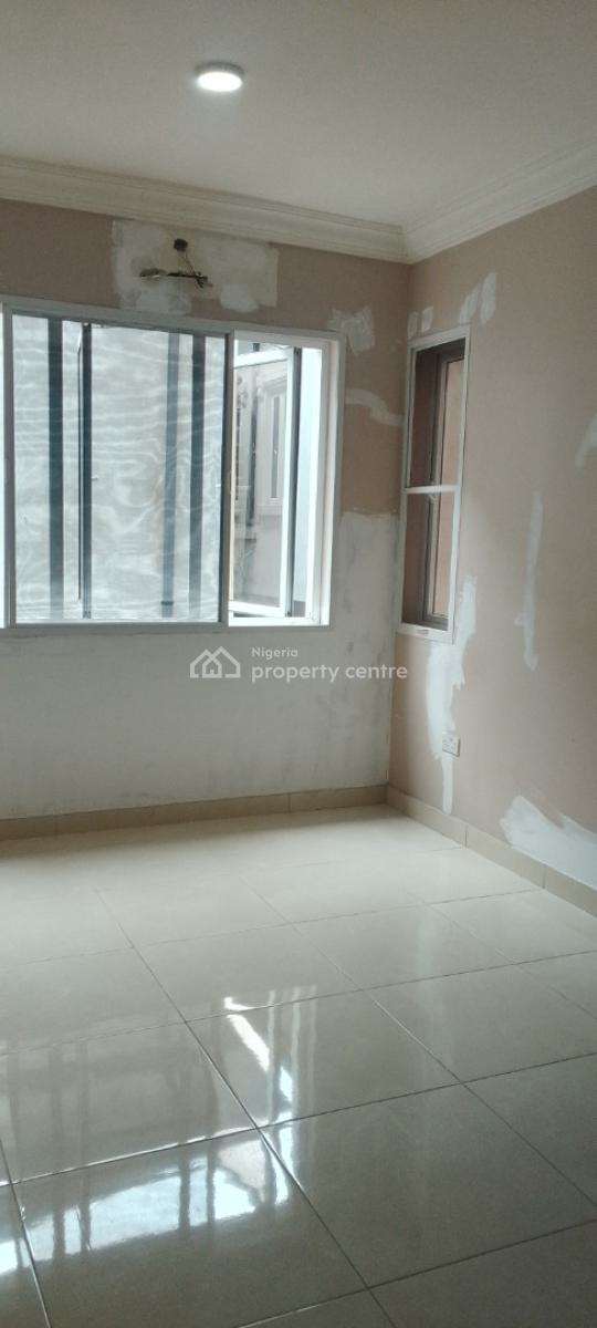 a Spacious 3 Bedroom Apartment, Chevron Drive Chevy View Estate, Lekki, Lagos, Flat / Apartment for Rent