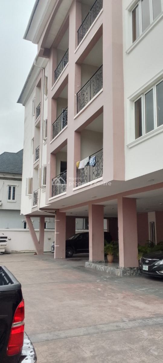a Spacious 3 Bedroom Apartment, Chevron Drive Chevy View Estate, Lekki, Lagos, Flat / Apartment for Rent
