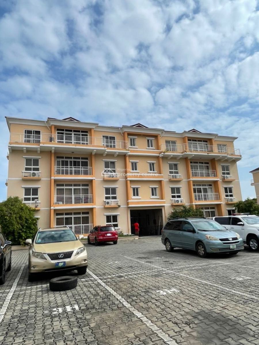 Luxury 3 Bedroom Maisonette Penthouse, Cadogan Estate, Osapa, Lekki, Lagos, Flat / Apartment for Rent