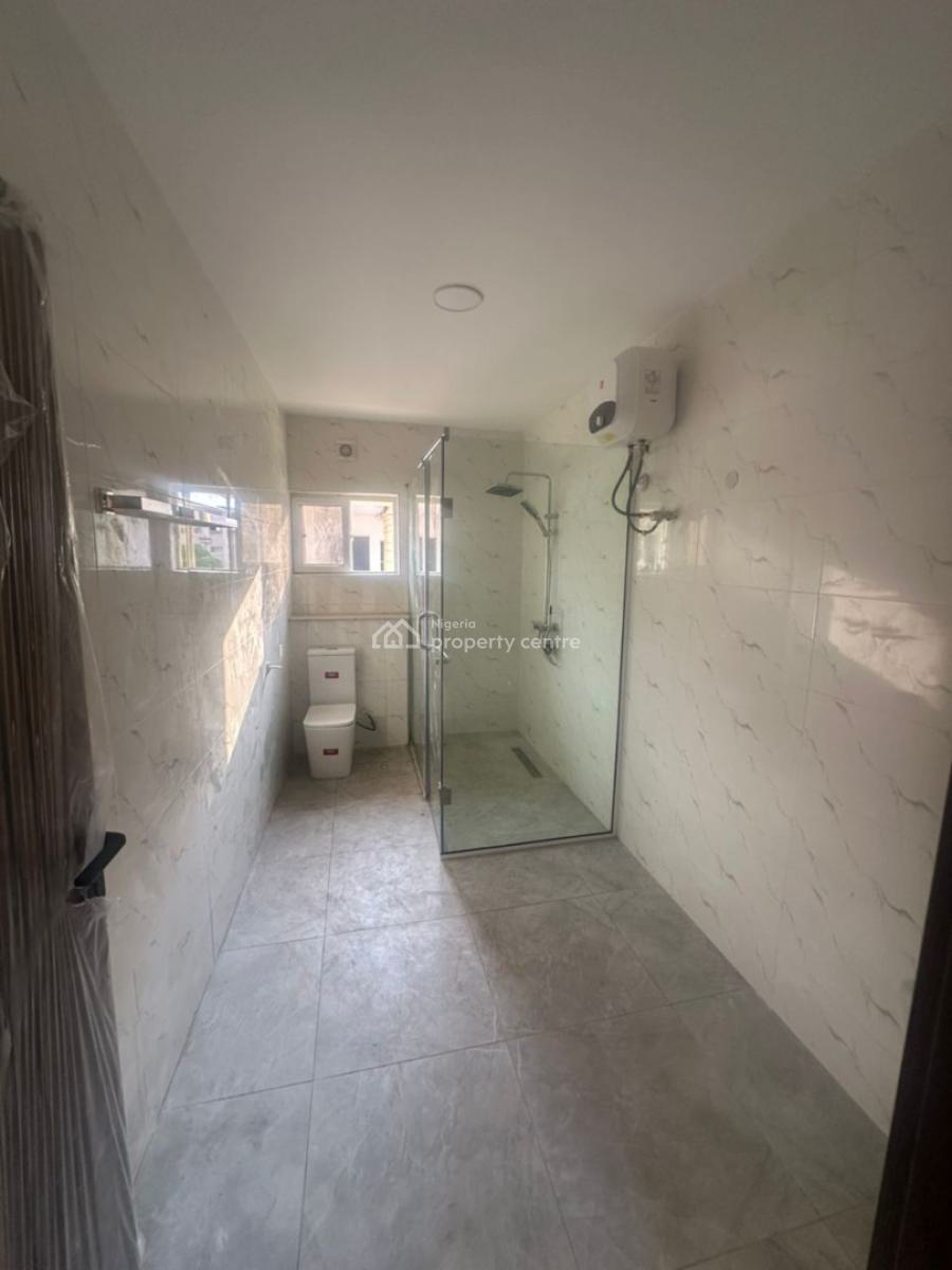 Standard Renovated 4 Bedrooms Semi Detached House with En-suite Bq, Oniru, Victoria Island (vi), Lagos, Semi-detached Duplex for Sale