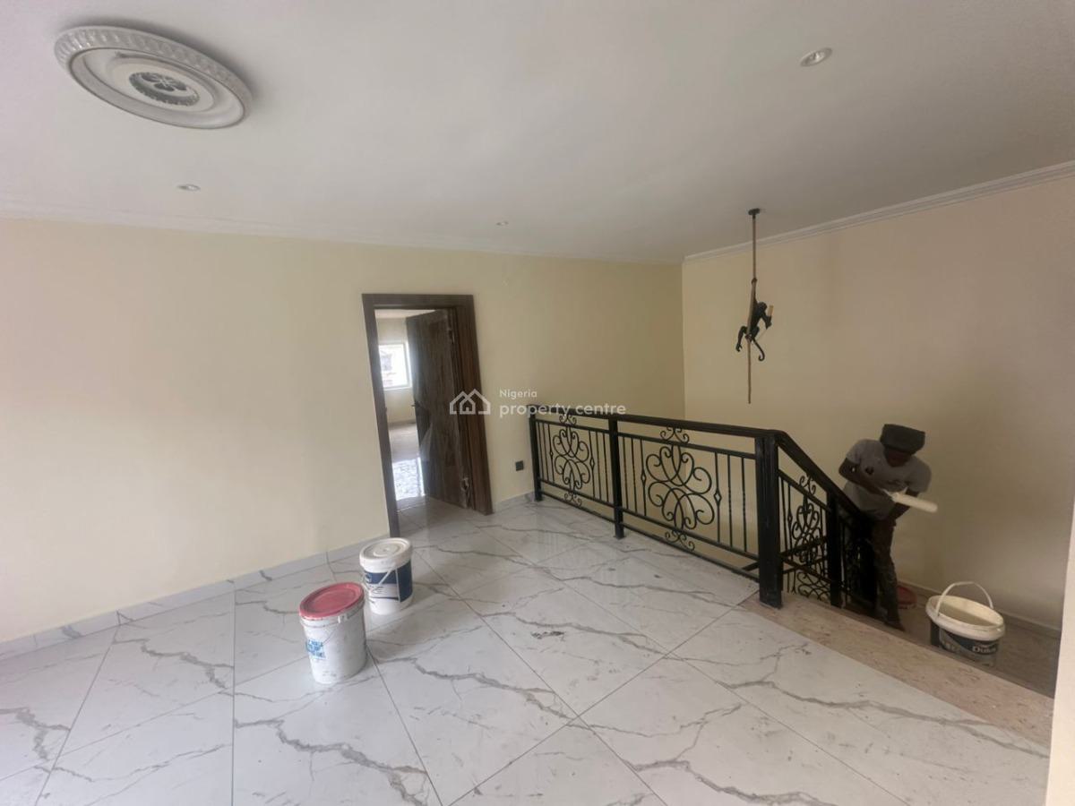 Standard Renovated 4 Bedrooms Semi Detached House with En-suite Bq, Oniru, Victoria Island (vi), Lagos, Semi-detached Duplex for Sale