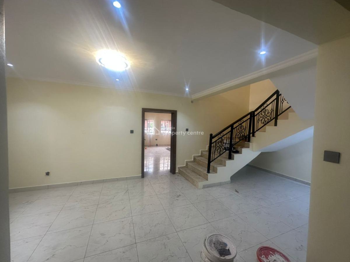 Standard Renovated 4 Bedrooms Semi Detached House with En-suite Bq, Oniru, Victoria Island (vi), Lagos, Semi-detached Duplex for Sale