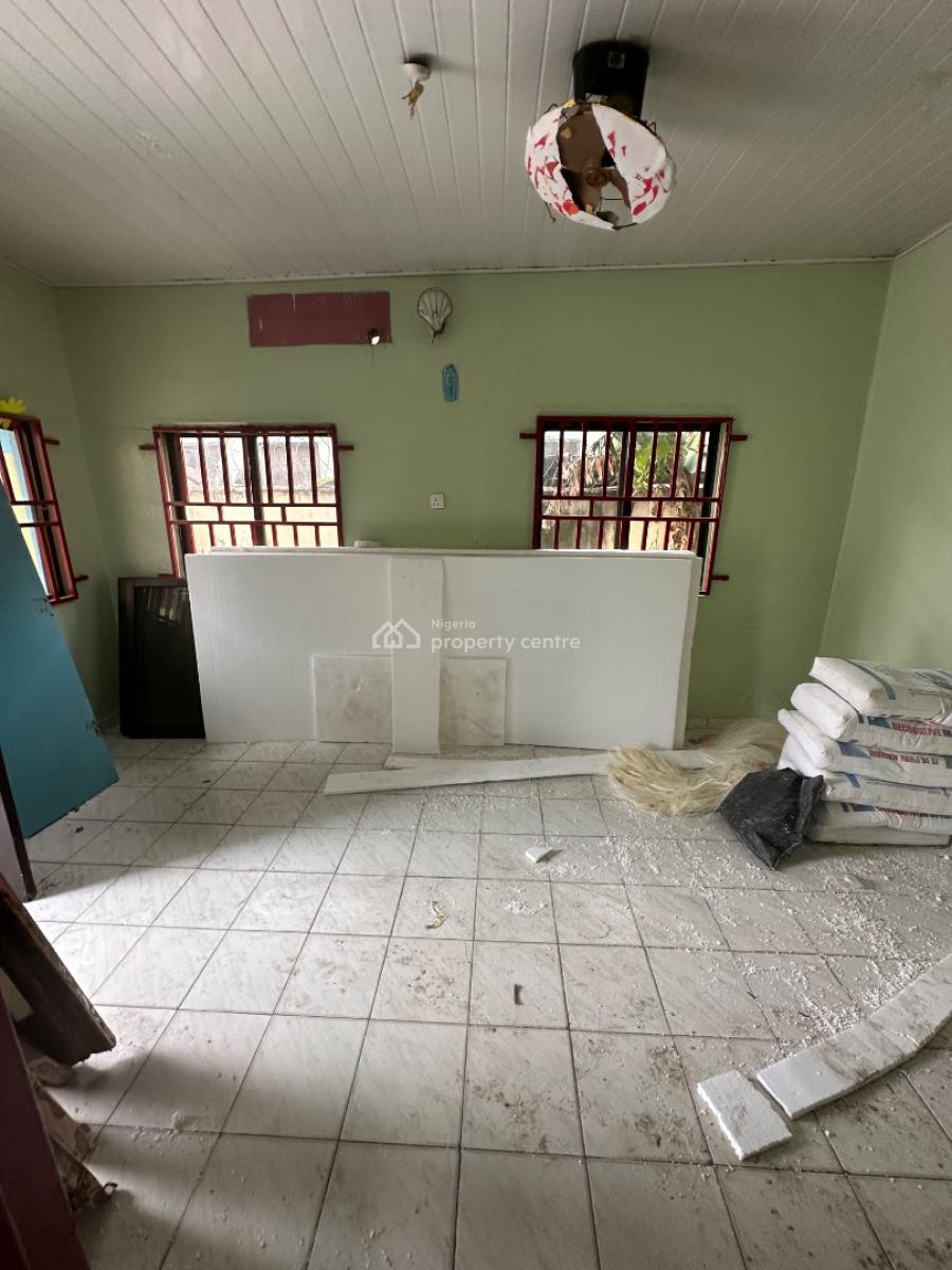 Two Bedroom Apartment in a Decent Neighborhood, First Avenue Around Crush Cafe, Gwarinpa, Abuja, Flat / Apartment for Rent