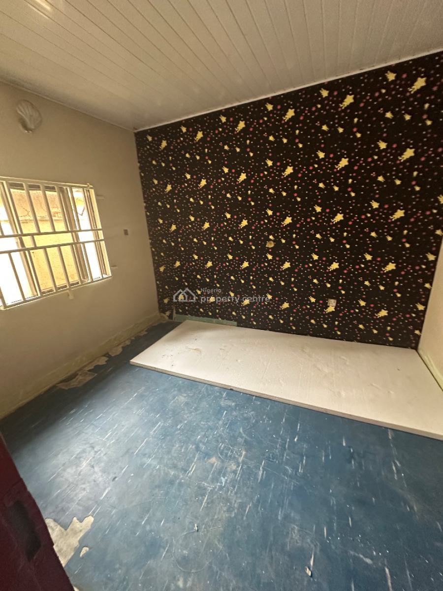 Two Bedroom Apartment in a Decent Neighborhood, First Avenue Around Crush Cafe, Gwarinpa, Abuja, Flat / Apartment for Rent