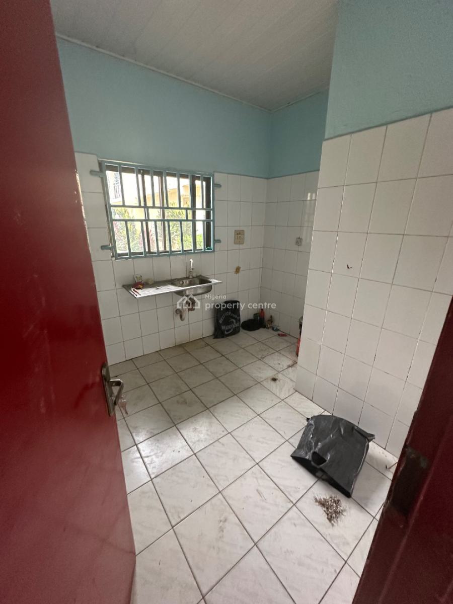Two Bedroom Apartment in a Decent Neighborhood, First Avenue Around Crush Cafe, Gwarinpa, Abuja, Flat / Apartment for Rent