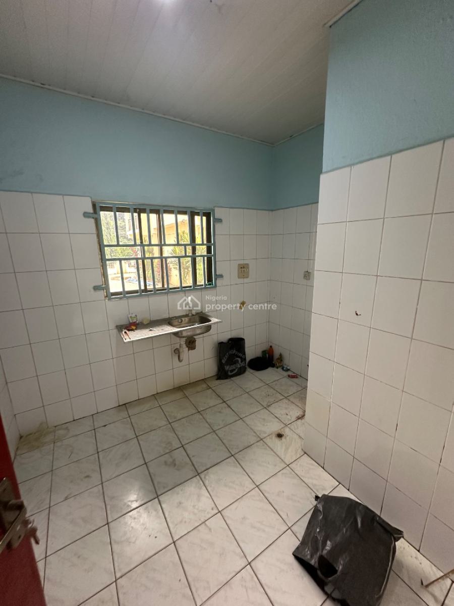 Two Bedroom Apartment in a Decent Neighborhood, First Avenue Around Crush Cafe, Gwarinpa, Abuja, Flat / Apartment for Rent