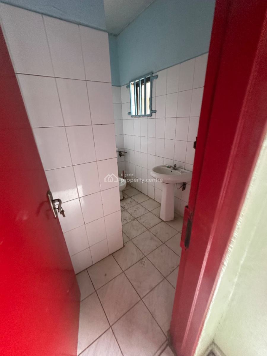 Two Bedroom Apartment in a Decent Neighborhood, First Avenue Around Crush Cafe, Gwarinpa, Abuja, Flat / Apartment for Rent