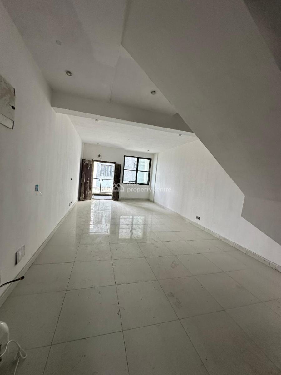 Modestly Built 2 Bedrooom Maisonette with Elevator, Lekki Phase 1, Lekki, Lagos, Flat / Apartment for Rent