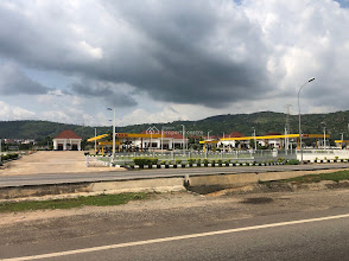 Functional Filling Station, Kubwa Expressed Way, Gwarinpa, Abuja, Filling Station for Sale