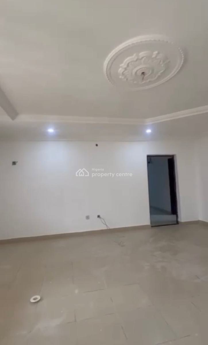 Massive Large 2 Bedroom En-suite Flat, Wuye Main, Wuye, Abuja, House for Rent