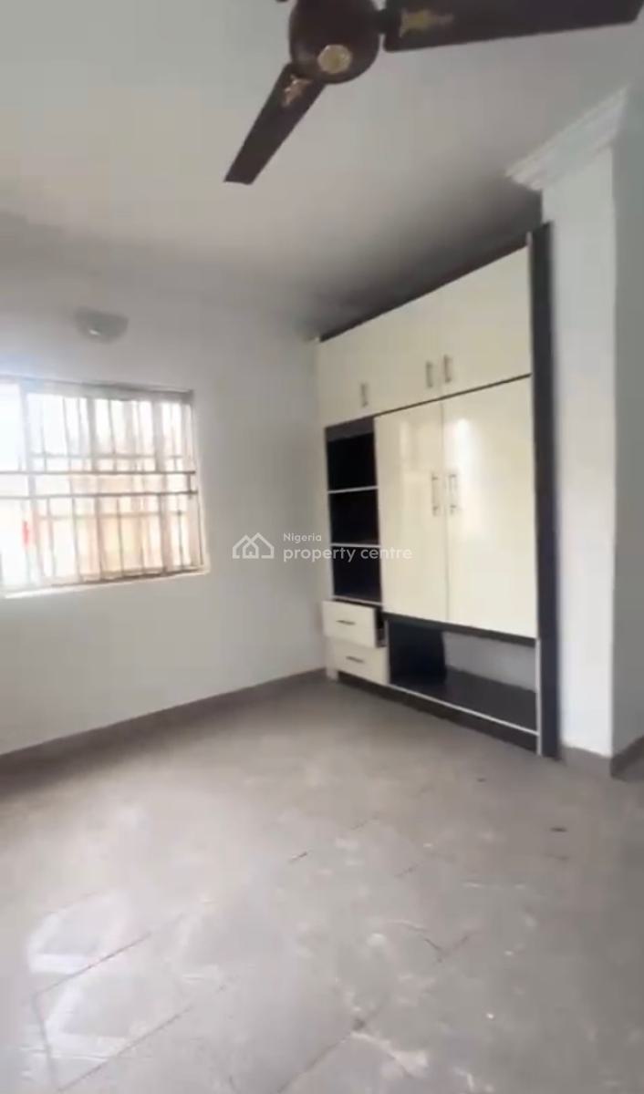 Massive Large 2 Bedroom En-suite Flat, Wuye Main, Wuye, Abuja, House for Rent