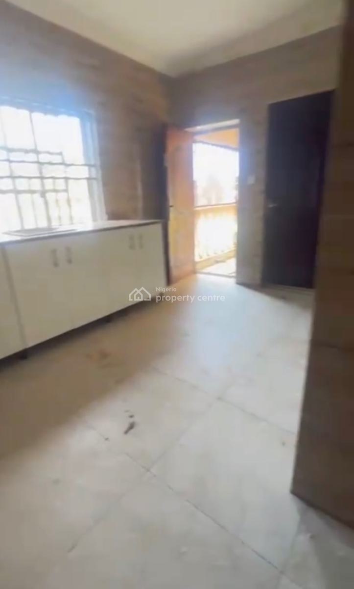 Massive Large 2 Bedroom En-suite Flat, Wuye Main, Wuye, Abuja, House for Rent