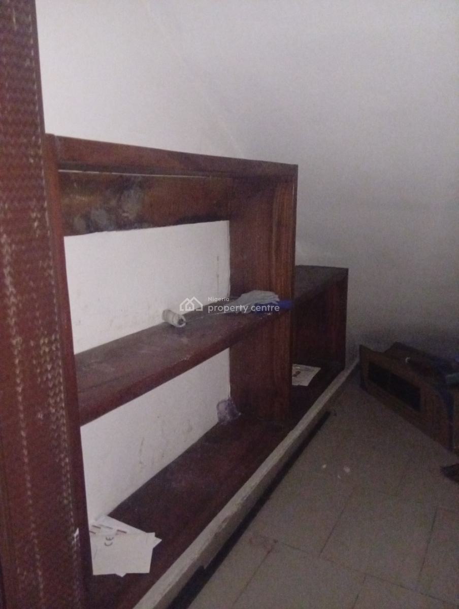 Fully Serviced 2 Bedroom Flat with Swimming Pool in V/i, Victoria Island, Victoria Island Extension, Victoria Island (vi), Lagos, Flat / Apartment for Rent