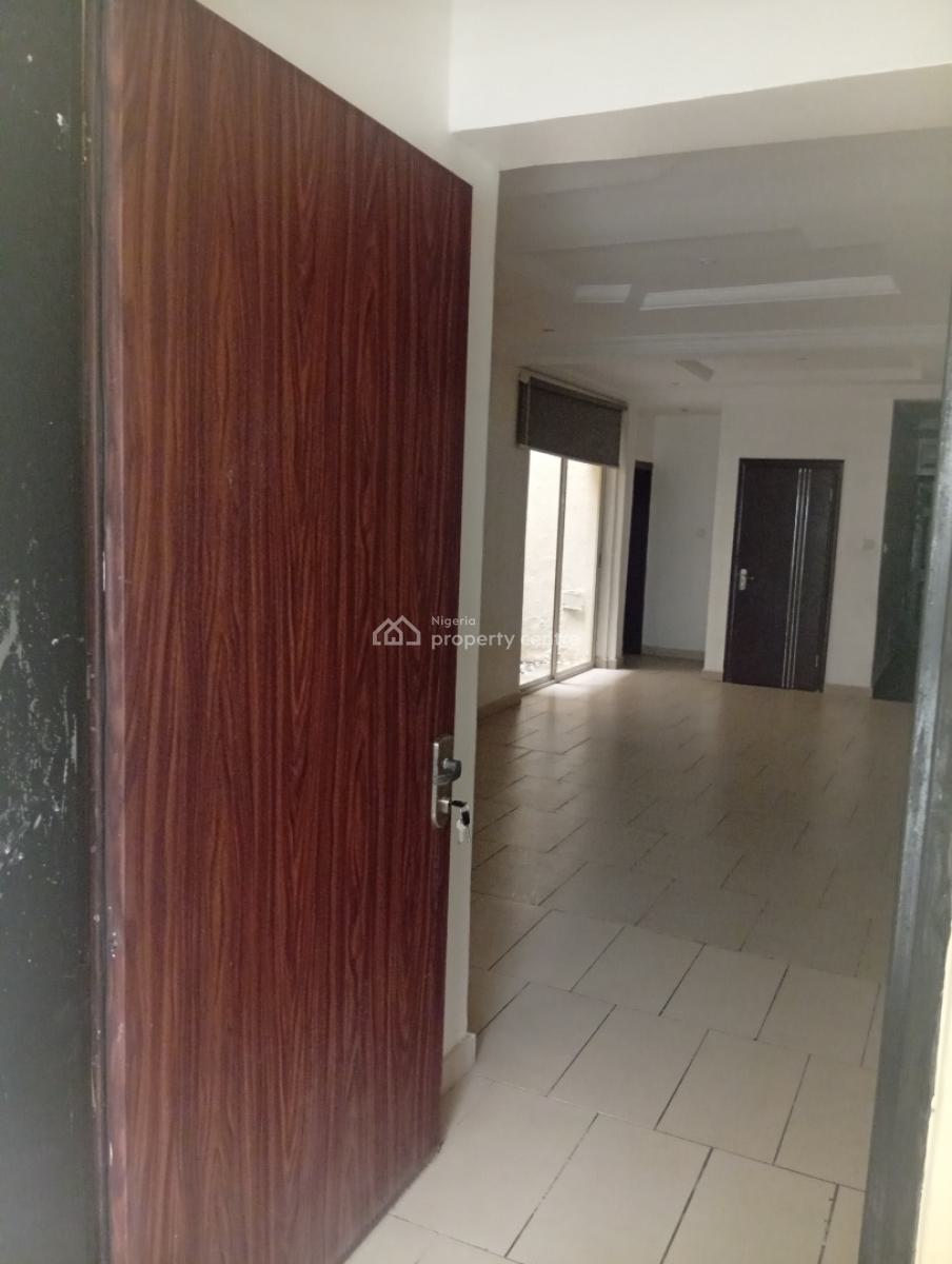 Fully Serviced 2 Bedroom Flat with Swimming Pool in V/i, Victoria Island, Victoria Island Extension, Victoria Island (vi), Lagos, Flat / Apartment for Rent