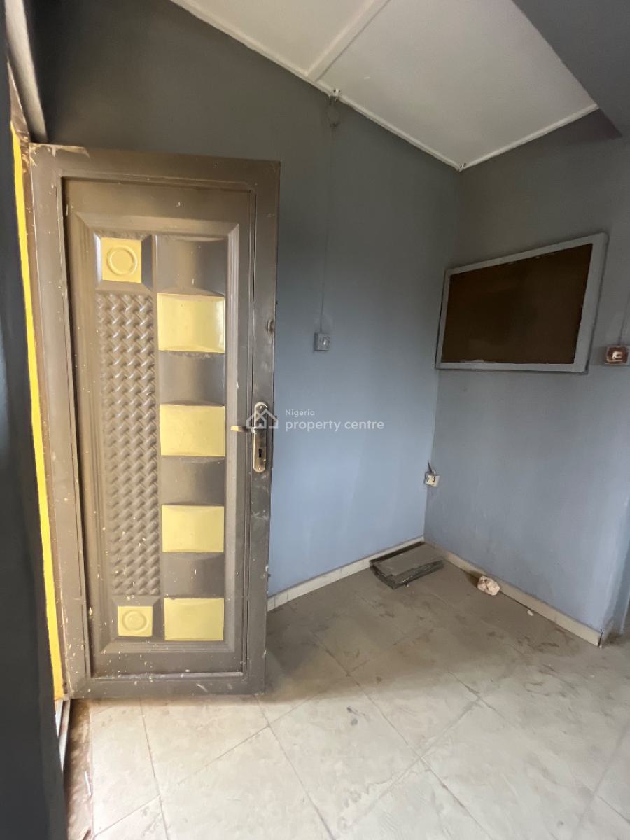 Spacious 3 Bedroom Apartment, Lsdpc Ifako-ijaiye Ogba, Off Oba Ogunji, Ifako-ijaiye, Lagos, Flat / Apartment for Sale