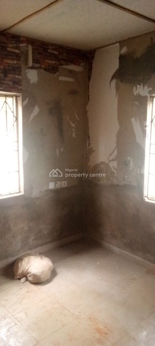 a Clean Gated and Fenced Room and Parlor, Agodongbon Housing Estate, Lucky Fiber Road, Ikorodu, Lagos, Flat / Apartment for Rent