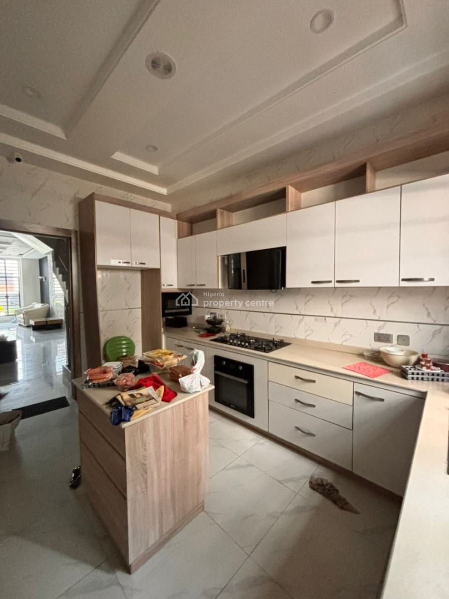 4 Bedroom Semi Detached Duplex with Bq in a Secured Estate, Ikate, Lekki, Lagos, Semi-detached Duplex for Rent