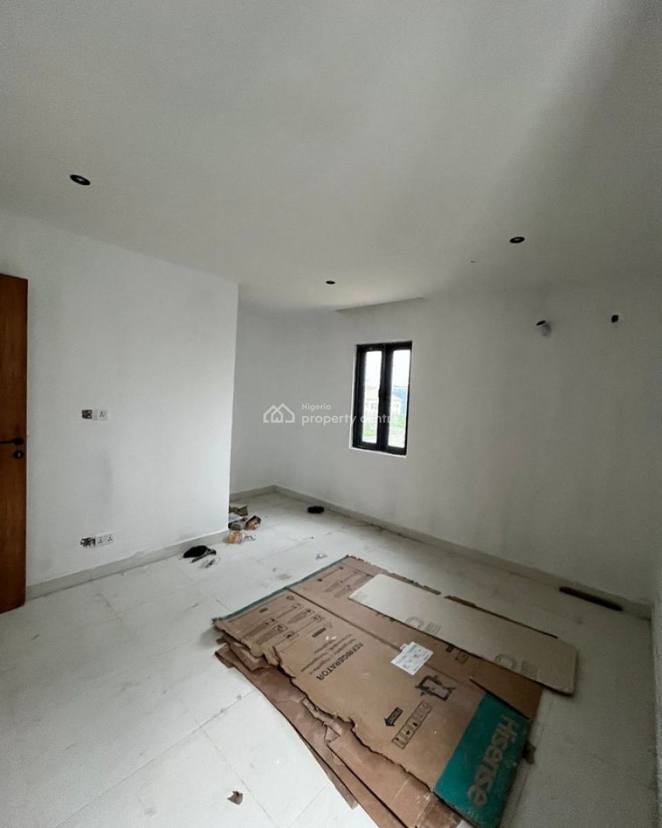 Lovely 2 Bedroom Apartment with Bq, Ikate, Lekki, Lagos, Block of Flats for Sale