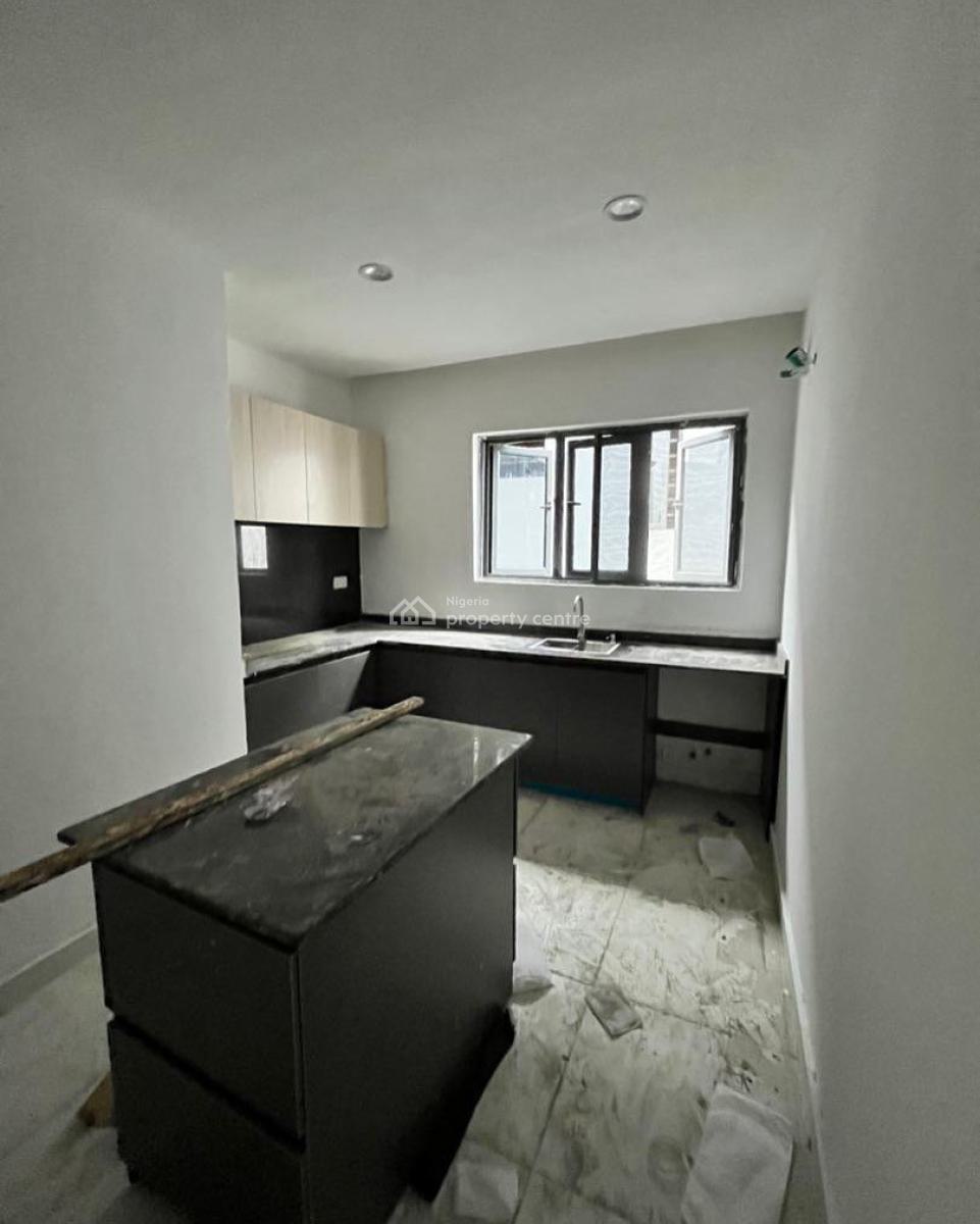 Lovely 2 Bedroom Apartment with Bq, Ikate, Lekki, Lagos, Block of Flats for Sale