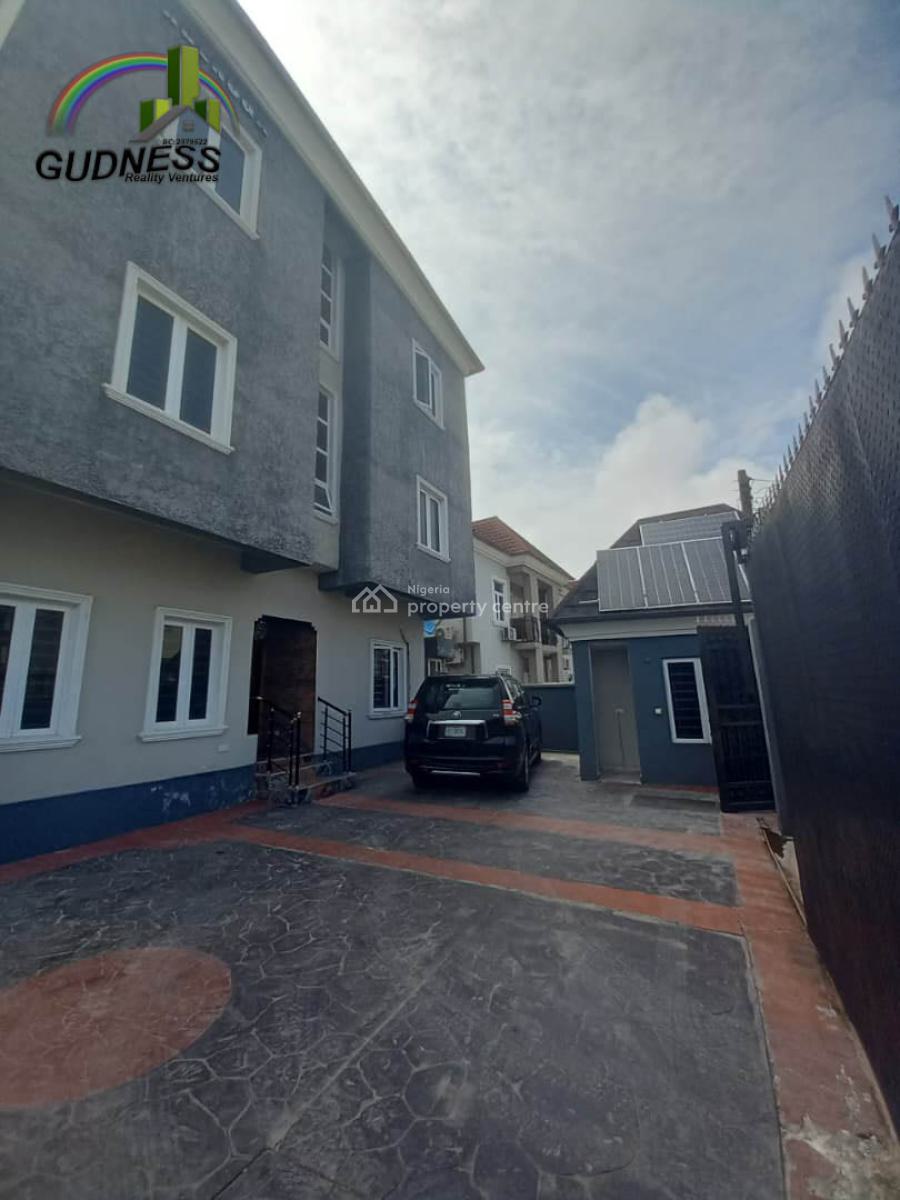 Fully Equipped 11-room Hotel, Idado, Lekki, Lagos, Hotel / Guest House for Sale