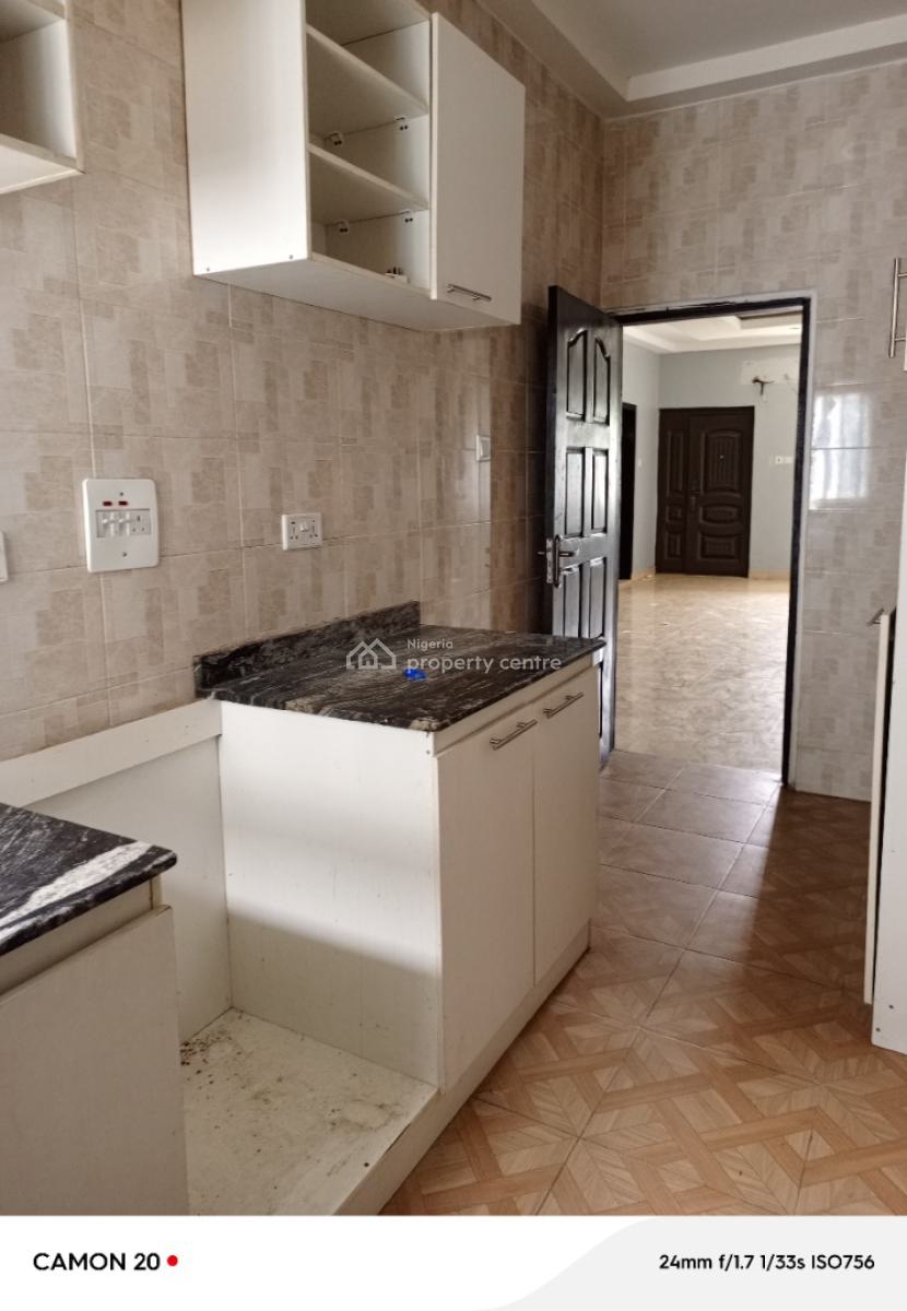 a Spacious 2 Bedroom in a Secure Estate, Royal Palm Will Estate, Badore, Ajah, Lagos, Flat / Apartment for Rent