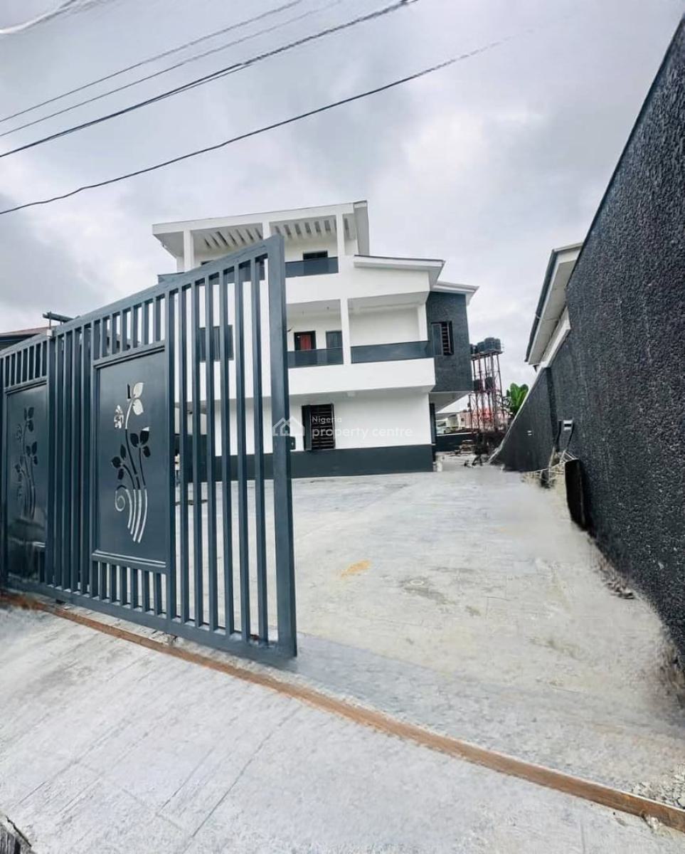 Exquisite 4 Bedroom Terrace Duplex with Bq in Serene Environment, Surulere, Lagos, Terraced Duplex for Sale