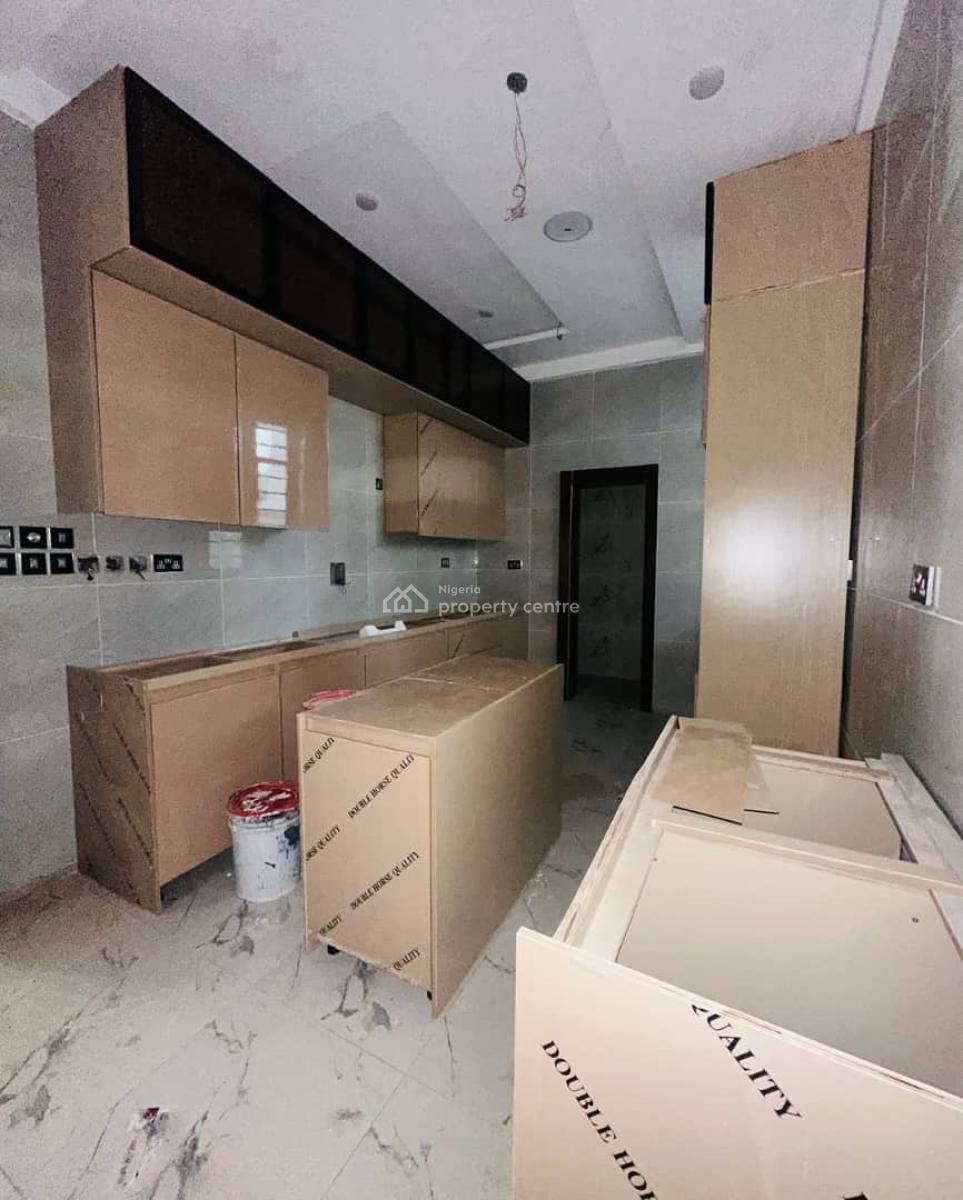 Exquisite 4 Bedroom Terrace Duplex with Bq in Serene Environment, Surulere, Lagos, Terraced Duplex for Sale